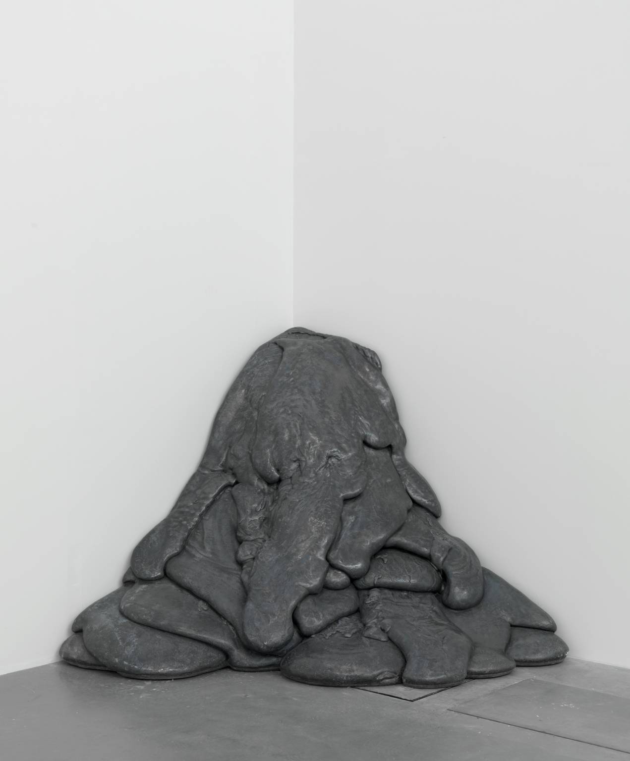 Quartered Meteor – Lynda Benglis